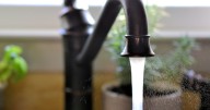 Un pueblo de Valencia se queda sin agua potable para beber y cocinar diez días en pleno mes de agosto