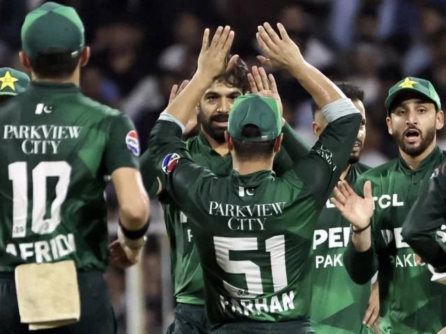 Growing maturity as Pakistan sink Afghanistan