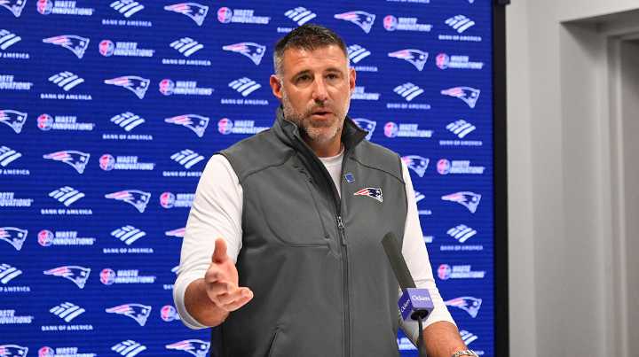 Patriots’ Mike Vrabel left bloodied by Commanders joint practice fight