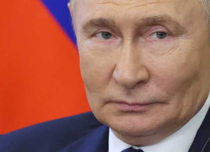 Russia Reacts to Trump's 'Swapping of Territories' Comment