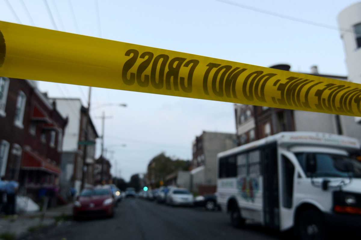 3 killed, 4 wounded in weekend shootings