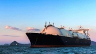 Argentina LNG: YPF, Shell y Eni integrarán las fases 2 y 3 del proyecto para optimizar costos y acelerar plazo
