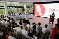 Gobernador de Norte de Santander lideró masiva jornada de entregas para adultos mayores en Ocaña