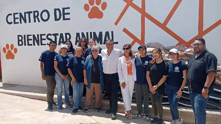 Diputado Alfredo Lozoya entrega una tonelada de alimento a refugio Proteo