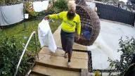 Postman commits small act of kindness and becomes a ‘laundry hero’
