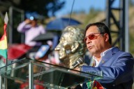 Arce proclama una defensa de la democracia en Bolivia tras votar en la elecciones presidenciales
