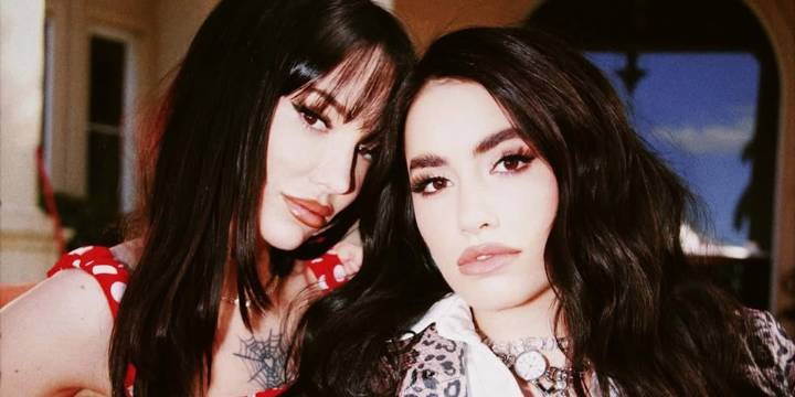 Lali Espósito y La Joaqui estrenaron canción juntas y un beso entre ambas encendió a todos: “Iba a ser mi novia”
