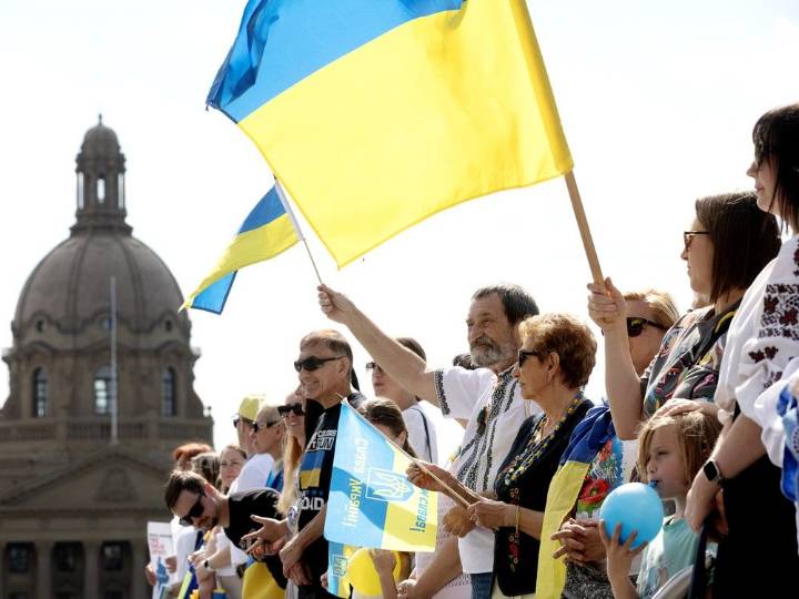 'I'm still crying': Ukrainian Independence Day marked in Edmonton