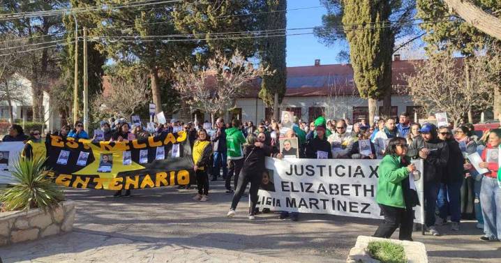 Marcha por Elizabeth Martínez en Centenario: piden más seguridad en la Ruta 7