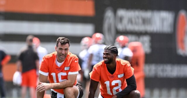 Browns Name Joe Flacco Their Starting QB, Shedeur Sanders' Wait Continues