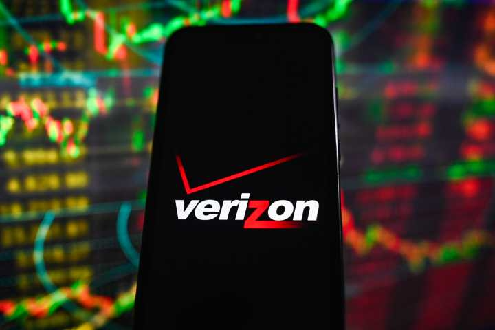 Why Is My Phone on SOS? Updates on the Verizon Outage