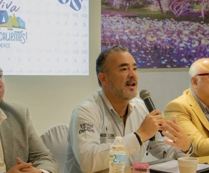 Registra Feria de la Uva más de 20 mil asistentes