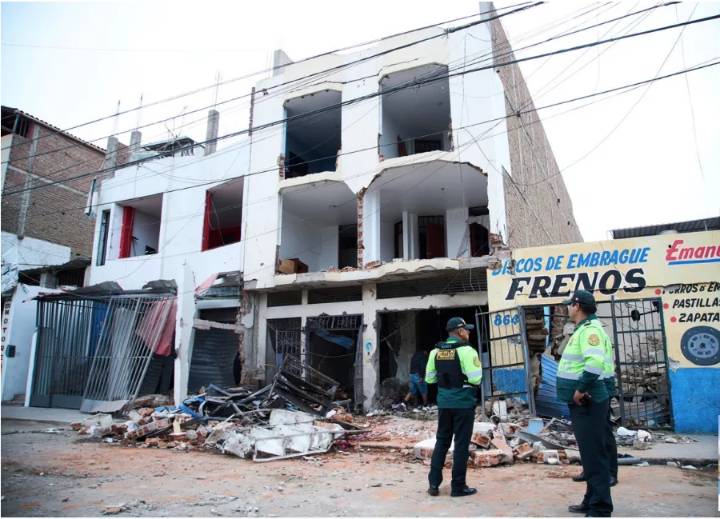 Explosión deja al menos diez heridos y afecta a 25 casas en región del norte de Perú