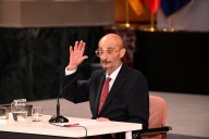 Un acto civil despedirá a Javier Lambán este sábado en Ejea