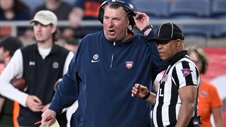 No. 12 Illinois a heavy favorite against Western Illinois in season opener