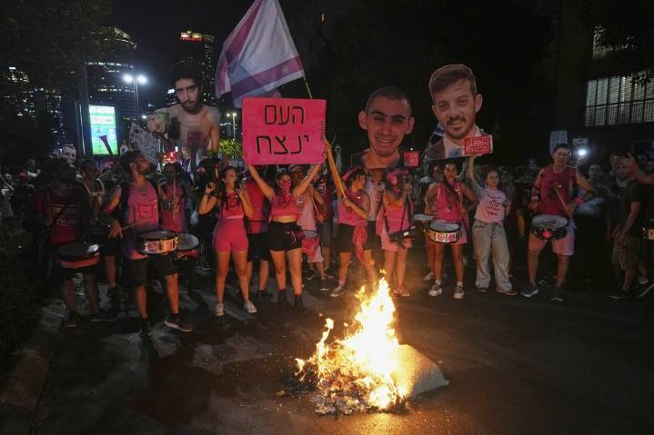 Plans to take Gaza City are met with defiance from war-weary Palestinians and anger by many Israelis – Winnipeg Free Press