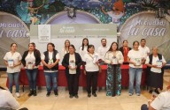 Ariadna Ayala equipa con kits médicos a 30 casas de salud de Atlixco