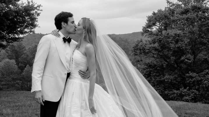 The Bride Wore Oscar de la Renta to Marry Under the Magnolia Trees at Blackberry Farm