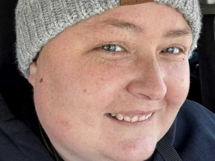 Las hermanas Slaton de "Kilos Mortales" lloran la muerte de su prima Katie Slaton, de 37 años: "Nuestra mejor amiga"