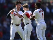 Kyle Manzardo delivers as the Guardians beat the Rays 4