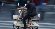CDMX aprueba regulación para scooters y bicis eléctricas: exigirán licencia y placas