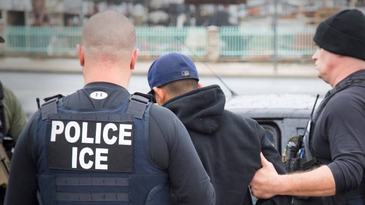 El gobierno de Trump informó que arrestó a más de 300.000 migrantes en los primeros seis meses del año