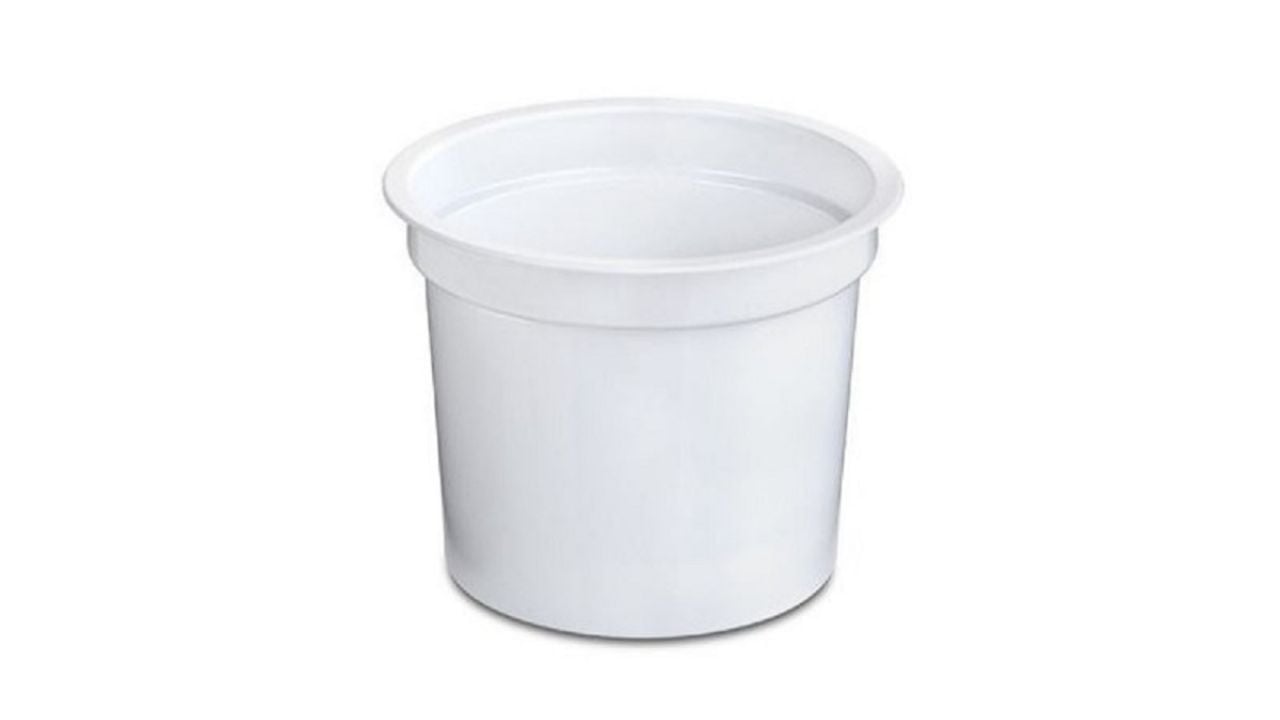 Con un envase plástico y pedazos de cuerda: creá esto tan lindo para tener en tu cocina