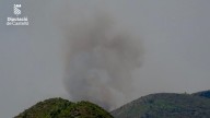 Tres medios aéreos trabajan para extinguir un incendio declarado en Benimodo