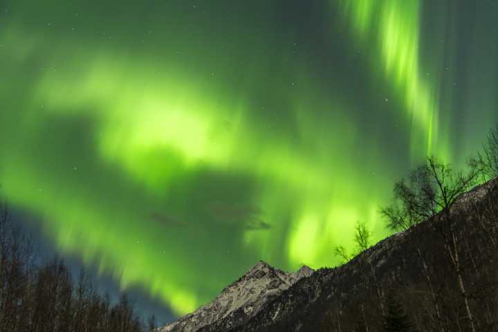 Northern lights could be visible in these states tonight
