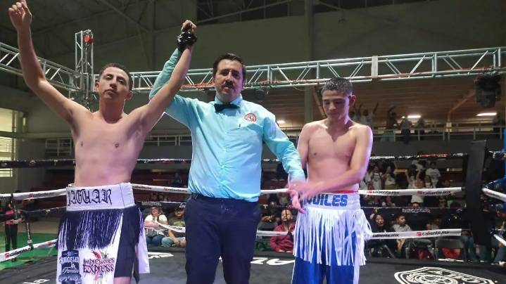 Jaret Velásquez es protagonista del Boxeo de Gala XXIII