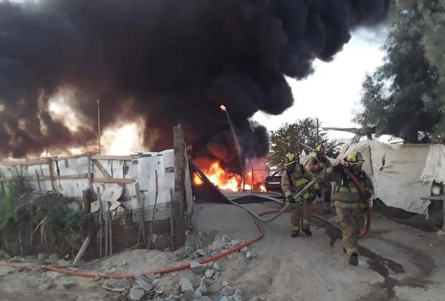 Se registra voraz incendio en el Vado de Santa Rosa
