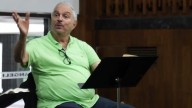 De perfil. Enrique Patrón de Rueda, siempre a contracorriente, pero con la batuta de su vida en la mano
