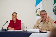 Presidente de Guatemala anuncia programa de trabajo temporal en México