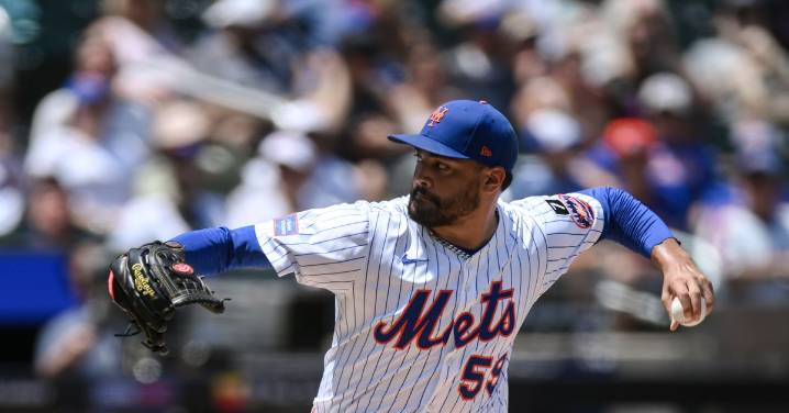 The Guardians travel to Queens to face the struggling Mets