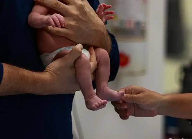 La UE registró menos nacimientos que EEUU pese a tener más habitantes