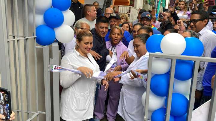Corporación Juntos Todo Es Posible reinauguró el consultorio “El Reencuentro” del barrio José Félix Ribas