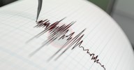Terremoto de magnitud 7.6 sacude el sur de Chile y activa amenaza de tsunami