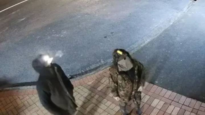 New chilling CCTV shows fugitive dad ‘Bushman’ with one of his feral kids during latest burglary on 4