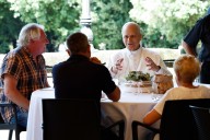Pope Leo XIV celebrates Mass for local homeless people, invites them to lunch at summer villa
