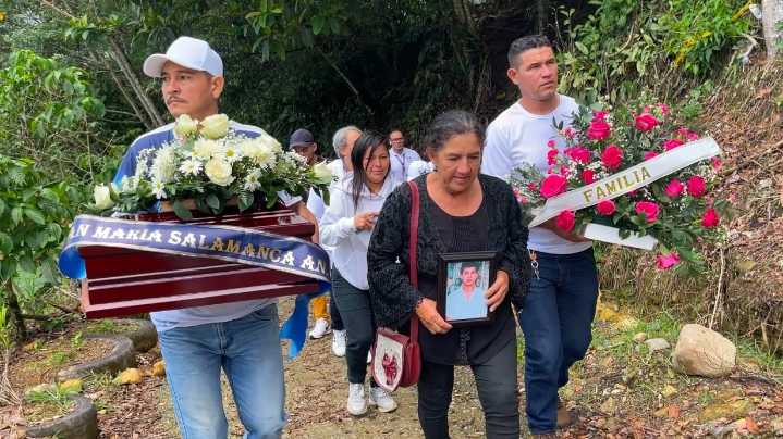 Después de 28 años de búsqueda, el cuerpo de Juan María Salamanca regresó con su familia en Putumayo