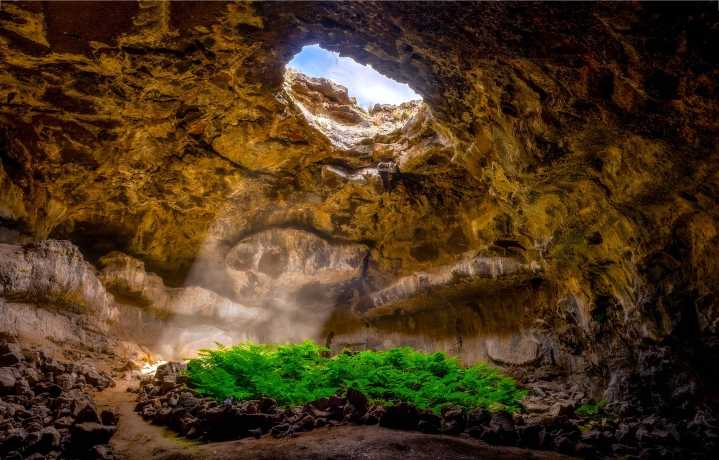 Kentucky's Most Charming Small Town Has A Top National Park On Its Doorstep
