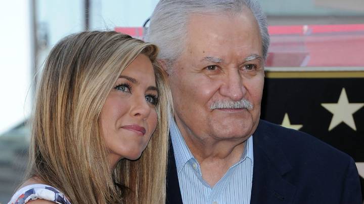 Jennifer Aniston says seeking dad's approval resulted in her ‘biggest heartbreak'