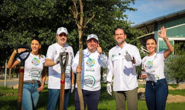 Reforestan el Parque Niños Héroes