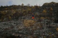 1,400 keep watch on France wildfire