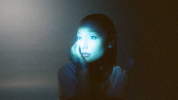 Ariana Grande Posts Cryptic Announcement Teaser