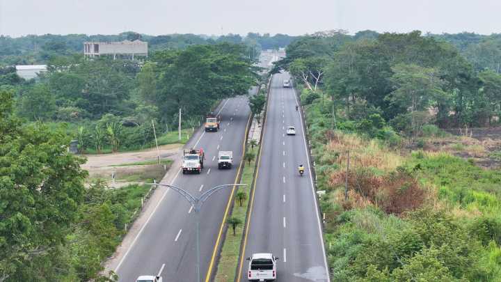 Modernización vial Reforma-Dos Bocas impulsa desarrollo de La Chontalpa