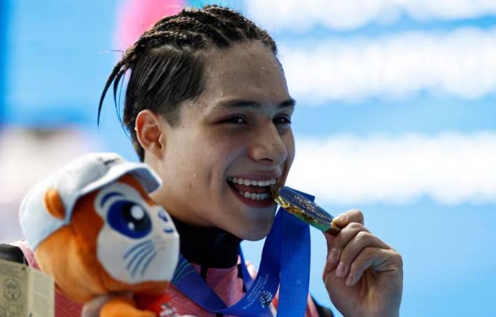 ¡Oro para México! Osmar Olvera es campeón en el Mundial de Singapur