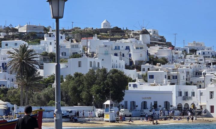 Mykonos: entre la postal perfecta y el lujo discreto
