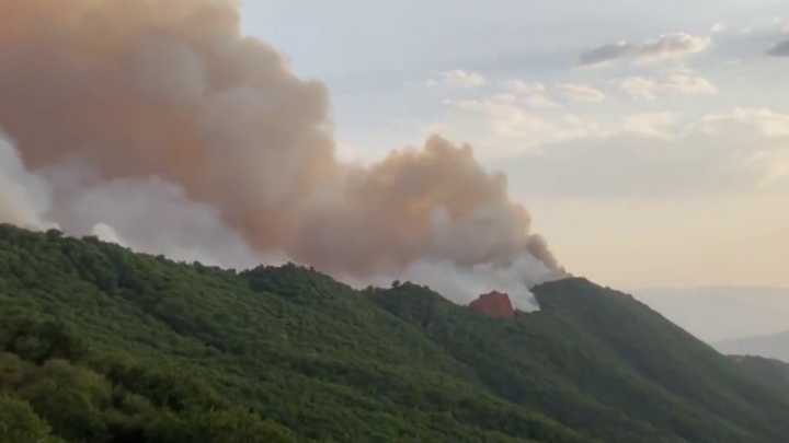 El incendio de León alcanza Las Médulas, Patrimonio de la Humanidad: 600 desalojados en varias poblaciones de la zona