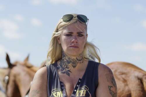 A lyrical ode to the real cowgirls of the new West in ‘East of Wall’